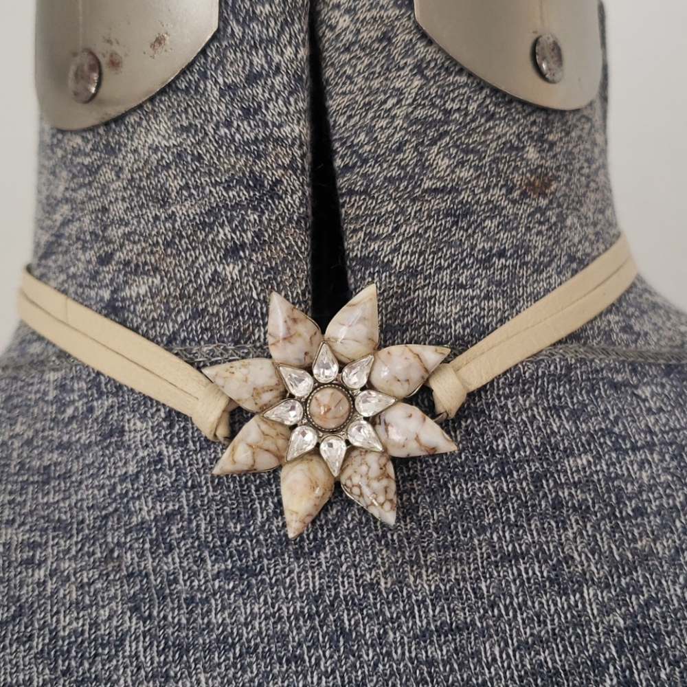 Leather/Shell Choker - image 2